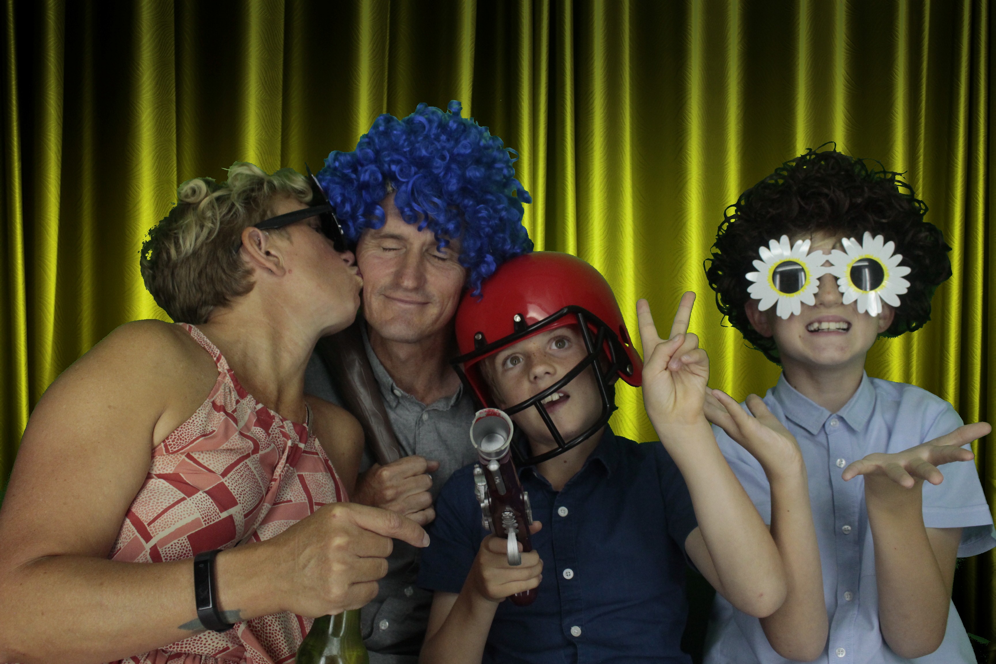 Mr & Mrs McIlvaney | View more photos from the event at gallery.myphotoboothexperience.co.uk/u/MyPhotoBoothExperienceLtd/Mr-Mrs-McIlvaney